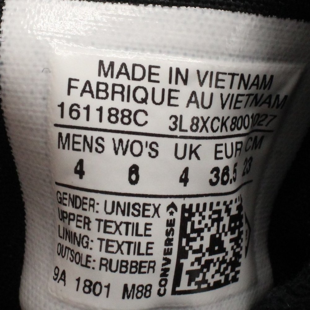 wile e coyote road runner shoes